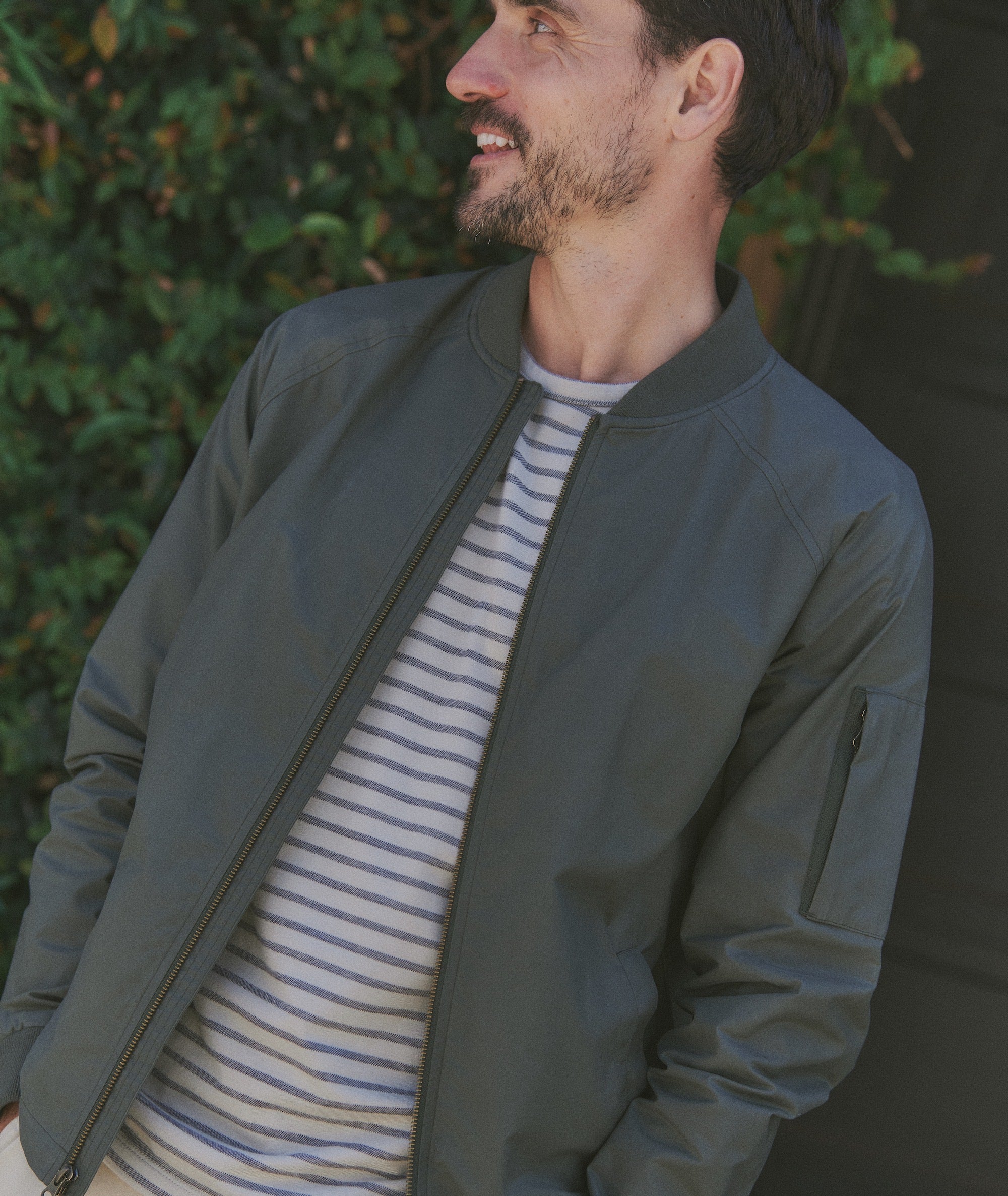 F1_M_Updated_Wax_Bomber_Jacket_Olive_SS_Jacquard_Stripe_Tee_Abbey_Stone_India_Ink_Saturday_Twill_Chino_Slim_Straight_Light_Khaki_5027-Final-Crop-Web