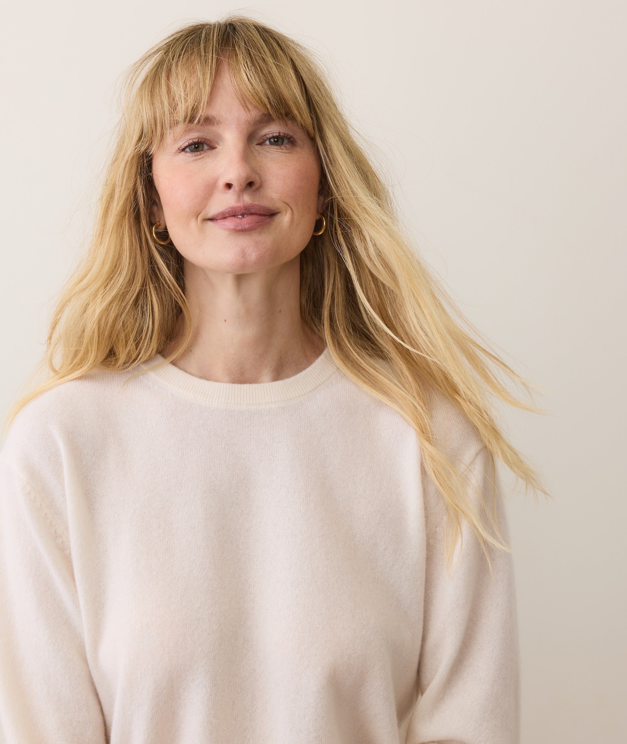 H1_W_Cloud_9_Cashmere_Sweater_Cream-4596-Final-Web