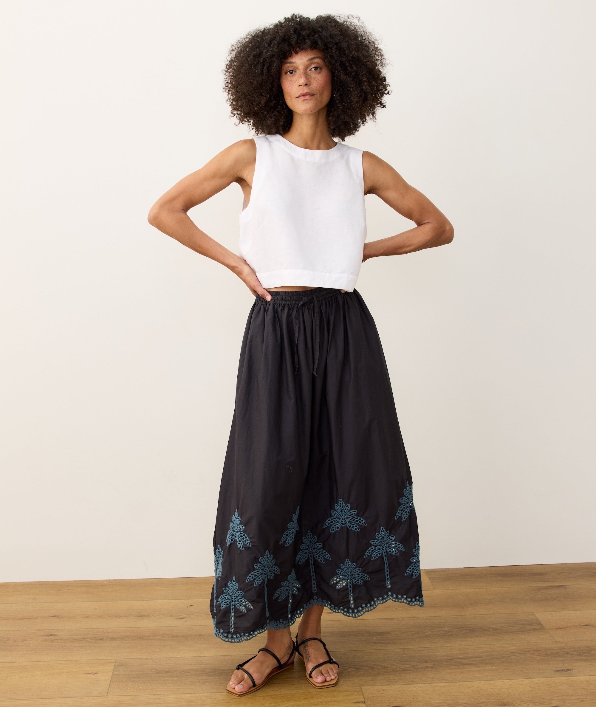 PF_W_19128_Eyelet_Drawstring_Skirt_Black-12924-Final-Web
