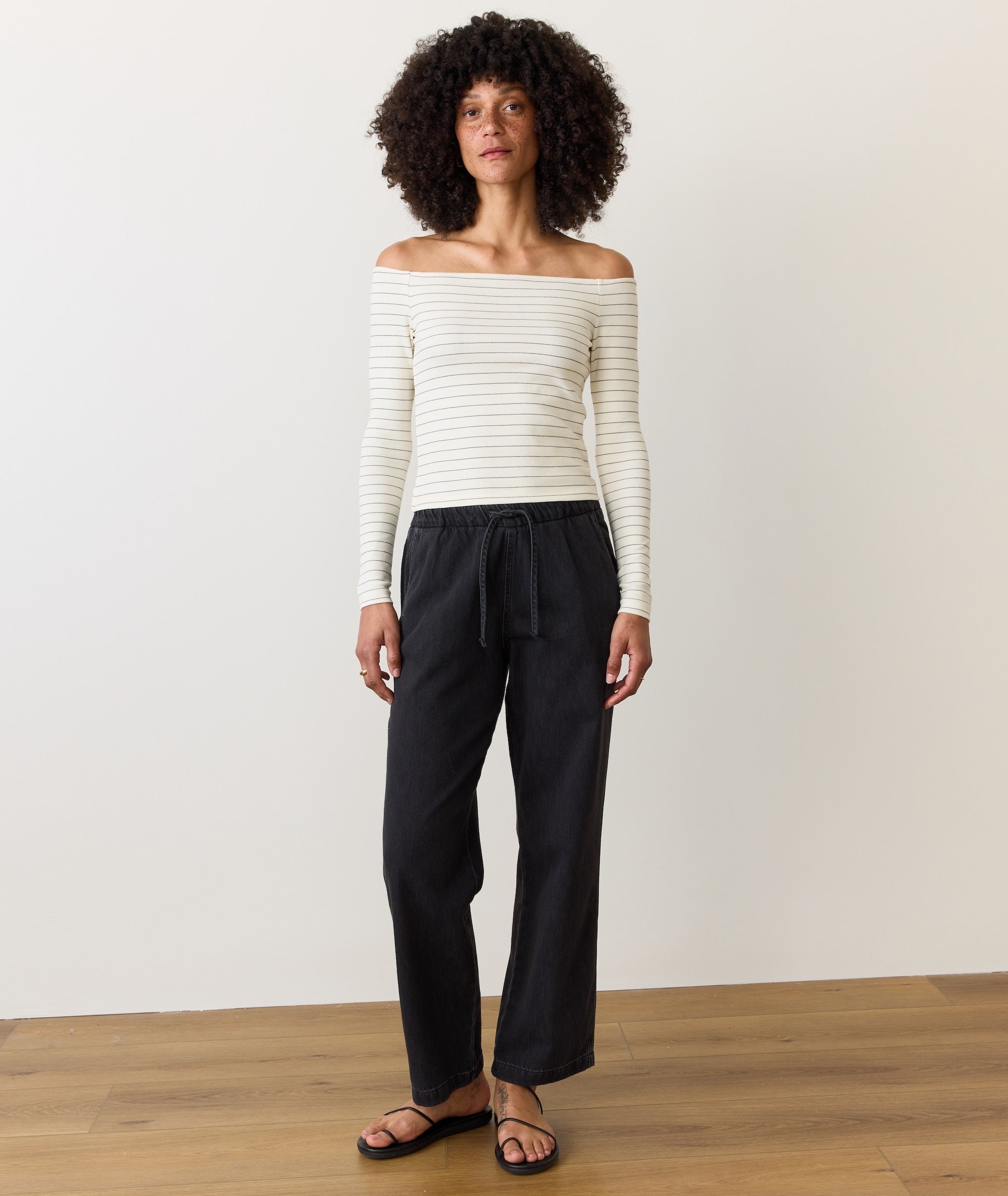 RESHOOT_PS_W_18678_E_Waist_Twill_Pant_Black_Denim_Black_19859-Final-Web