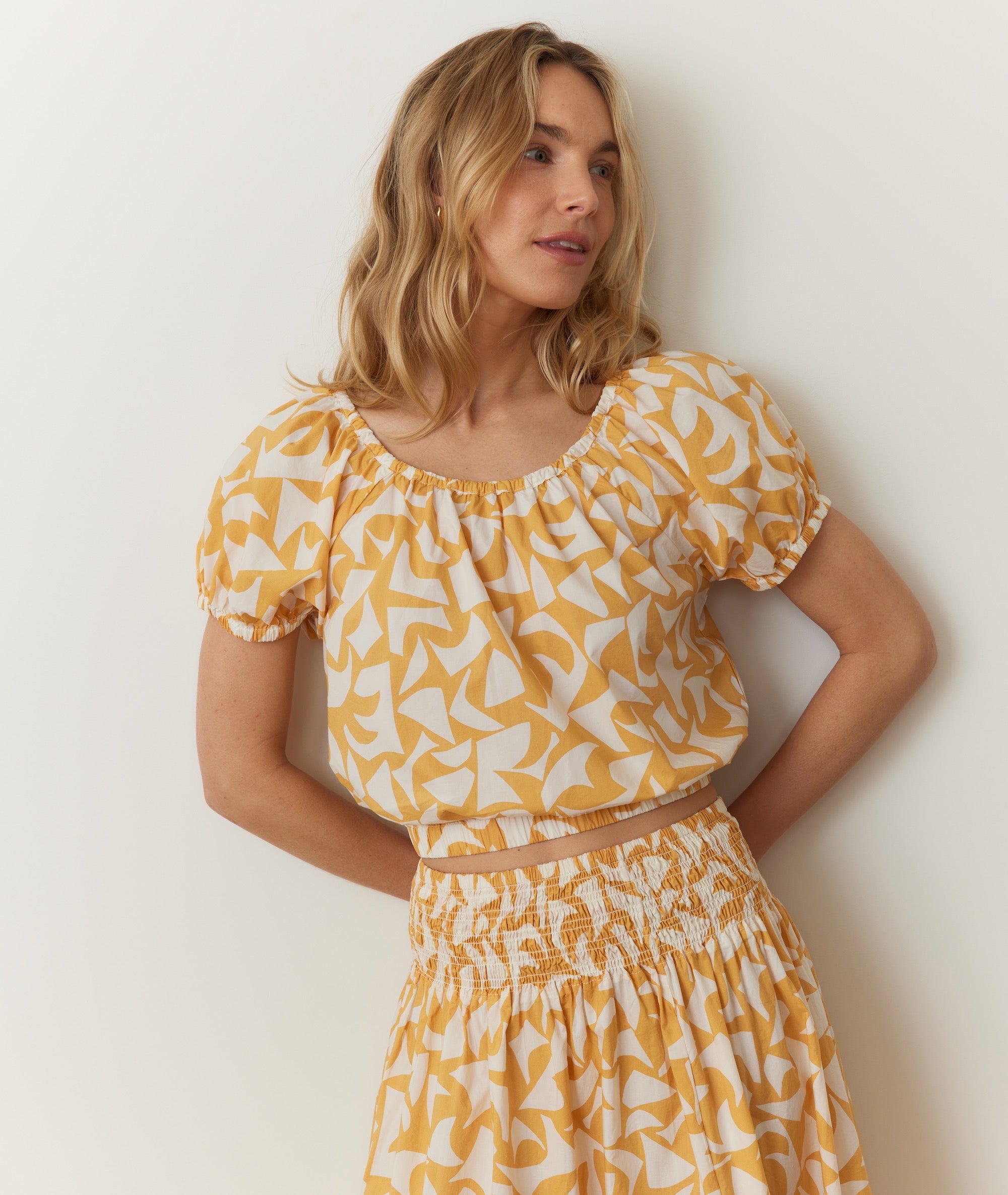 S2_W_18649_Marella_Poplin_Crop_Blouse_Marigold_Geo-2389-Final-Web